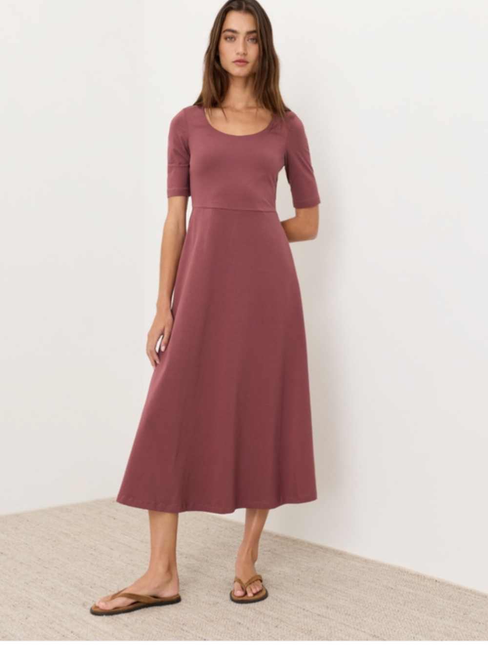 Women's Scoop Neck Midi Dress in Mauve